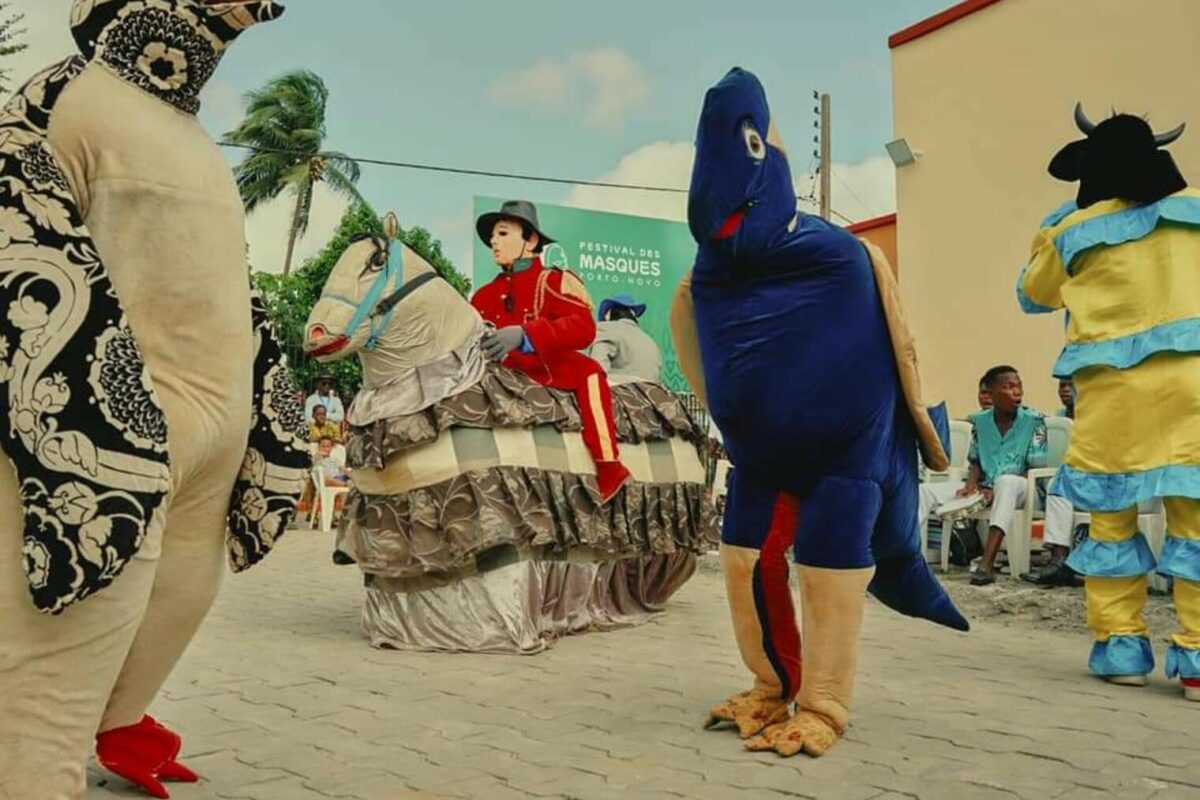 Couverture du Festival des masques à Porto-Novo : la Haac lance les demandes d’accréditation exclusivement en ligne