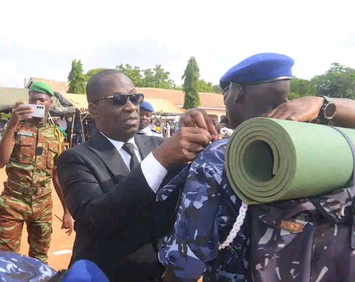 Bénin : présentées au drapeau, 1.785 nouvelles recrues de la Police républicaine s’engagent pour servir la Nation