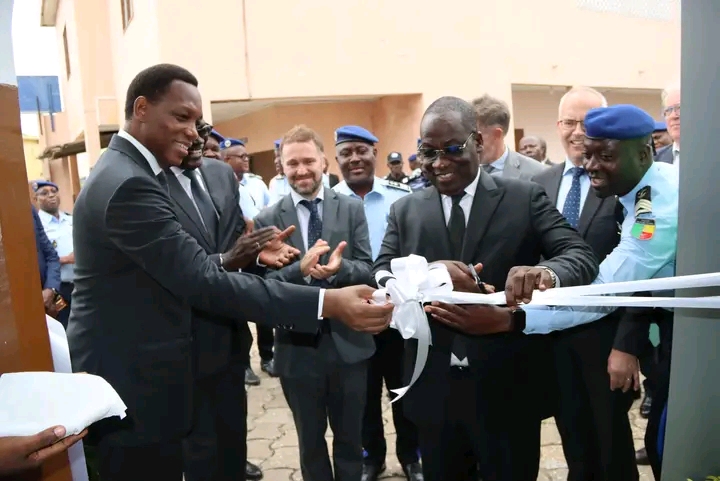 Mise en service du système automatisé d’identification par empreintes digitales : un outil de lutte contre la criminalité au Bénin