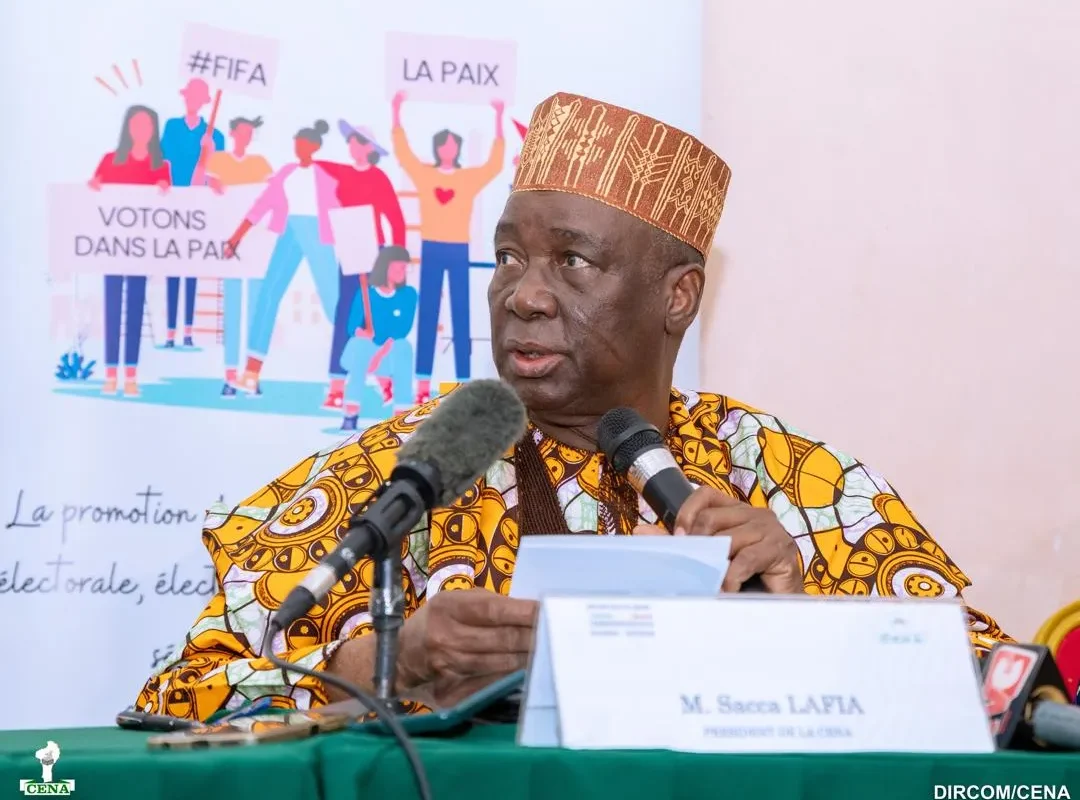 Bénin – Élections communales et législatives de 2026 : la CENA remet les spécimens des bulletins uniques aux partis politiques en lice