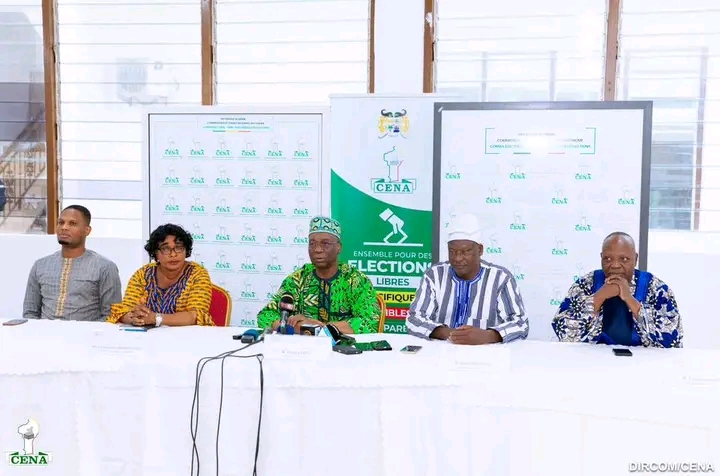 Présidentielle 2026 au Bénin : la CENA procède au tirage au sort du positionnement des duos sur le bulletin unique