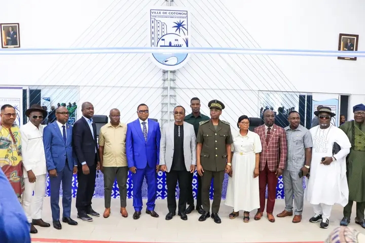 Municipalité de Cotonou : les 13 chefs d’arrondissement et les présidents des commissions de la 5ᵉ mandature officiellement installés