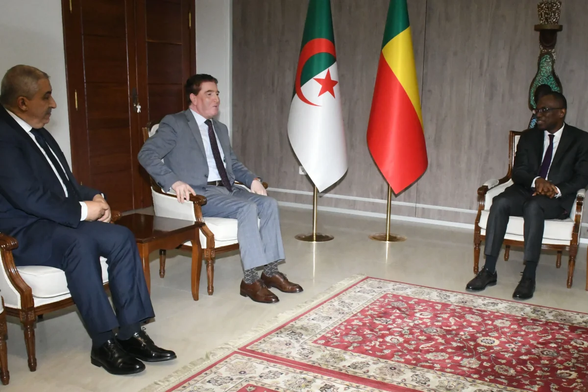 Diplomatie : le nouvel ambassadeur d’Algérie présente les copies figurées de ses lettres de créance au Bénin