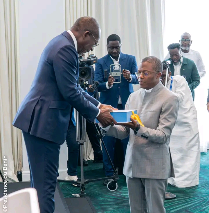 Réconciliation au sein de l’Église du Christianisme Céleste : le rapport final du CST remis à Patrice Talon