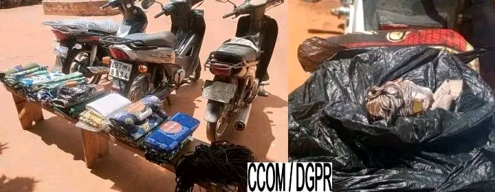 Usurpation de titre, vol de moto et détention de faux billets : la police démantèle un réseau présumé entre Tori-Bossito et Cococodji, 02 suspects interpellés