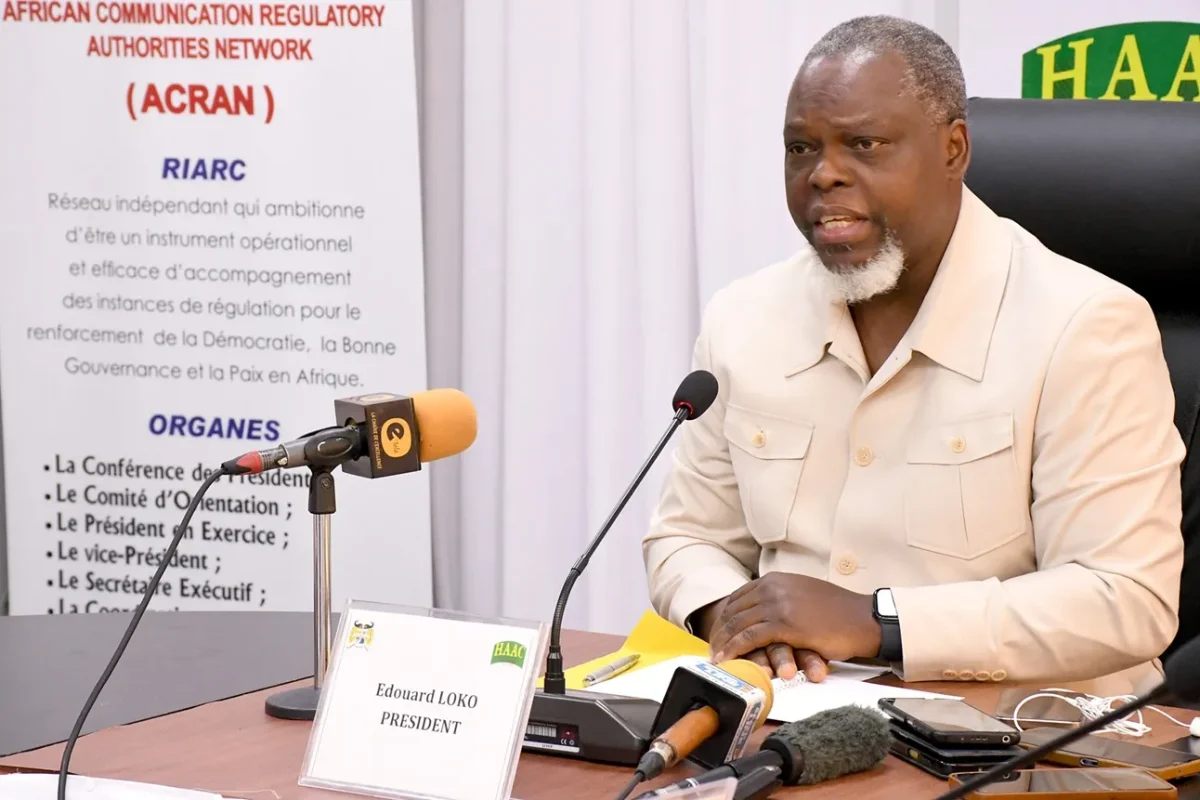 Bénin : la HAAC retire les autorisations de télévision numérique à péage d’ISOCEL et de Moov Africa