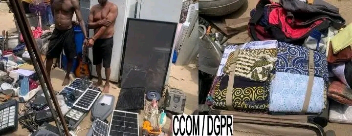 Démantèlement d’un réseau présumé de vol et de recel à Godomey : 02 suspects interpellés en pleine transaction d’objets volés