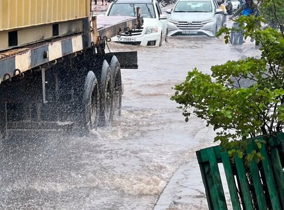 Abomey-Calavi : de fortes perturbations de la circulation après les pluies, un itinéraire de contournement recommandé