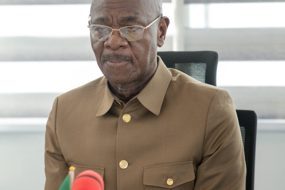 Gaston Zossou ou la discipline du temps : une chronique de François Comlan