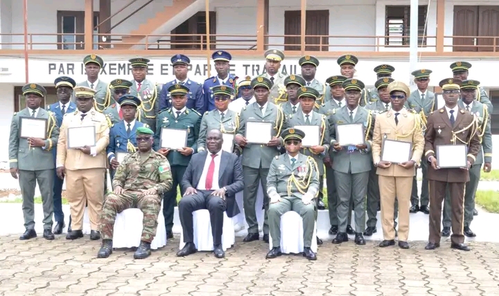 Fin de formation de la 22ᵉ promotion du stage préparatoire au Diplôme d’État-Major : l’ENSA met sur le marché 26 nouveaux diplômés issus de sept pays