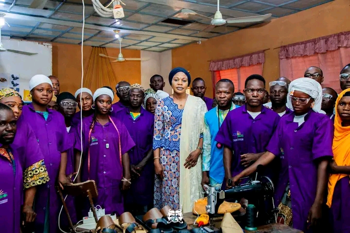 PME et emploi : la ministre Awaou Baco prend le pouls de l’entrepreneuriat dans le Nord