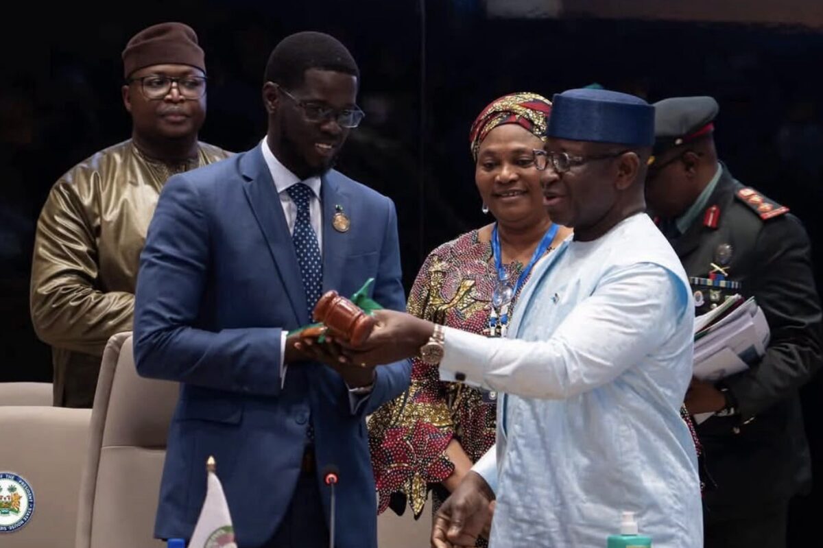 CEDEAO : Bassirou Diomaye Faye succède à Julius Maada Bio à la présidence de l’organisation