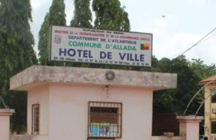 Mairie d’Allada : la Directrice des affaires administratives et financières suspendue de ses fonctions