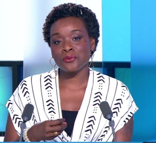 Affaire de la tentative de coup d’État : la journaliste Angela Kpeidja condamnée à 02 ans de prison dont un an ferme