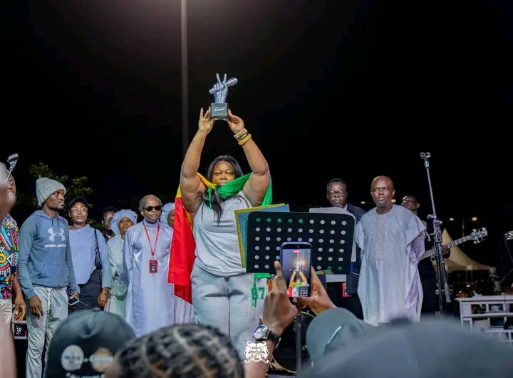 The Voice Afrique francophone 2026 : Saara Houansou accueillie en héroïne à Cotonou après son sacre