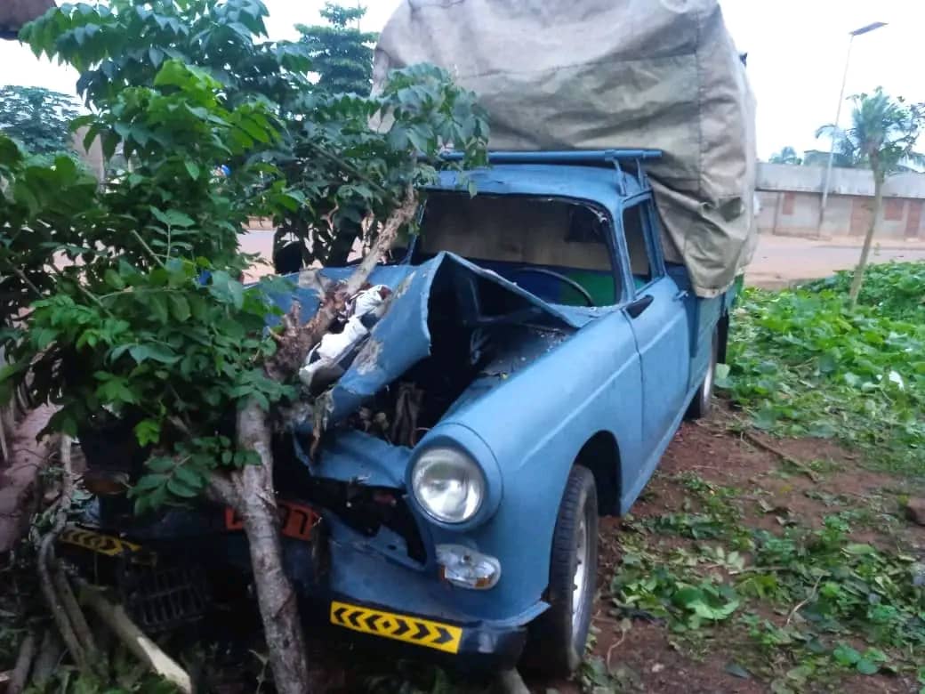 Accident à Covè : une collision fait un mort et deux blessés graves, un nourrisson indemne